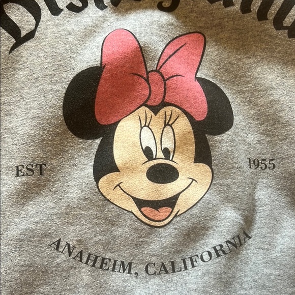 Gildan Gray and Pink Minnie Mouse Crewneck - Picture 3 of 6
